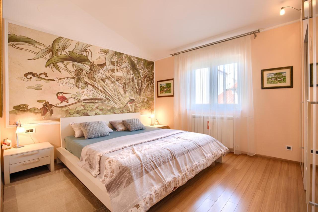 Ferienwohnung Tomisha Pjescana Uvala Exterior foto