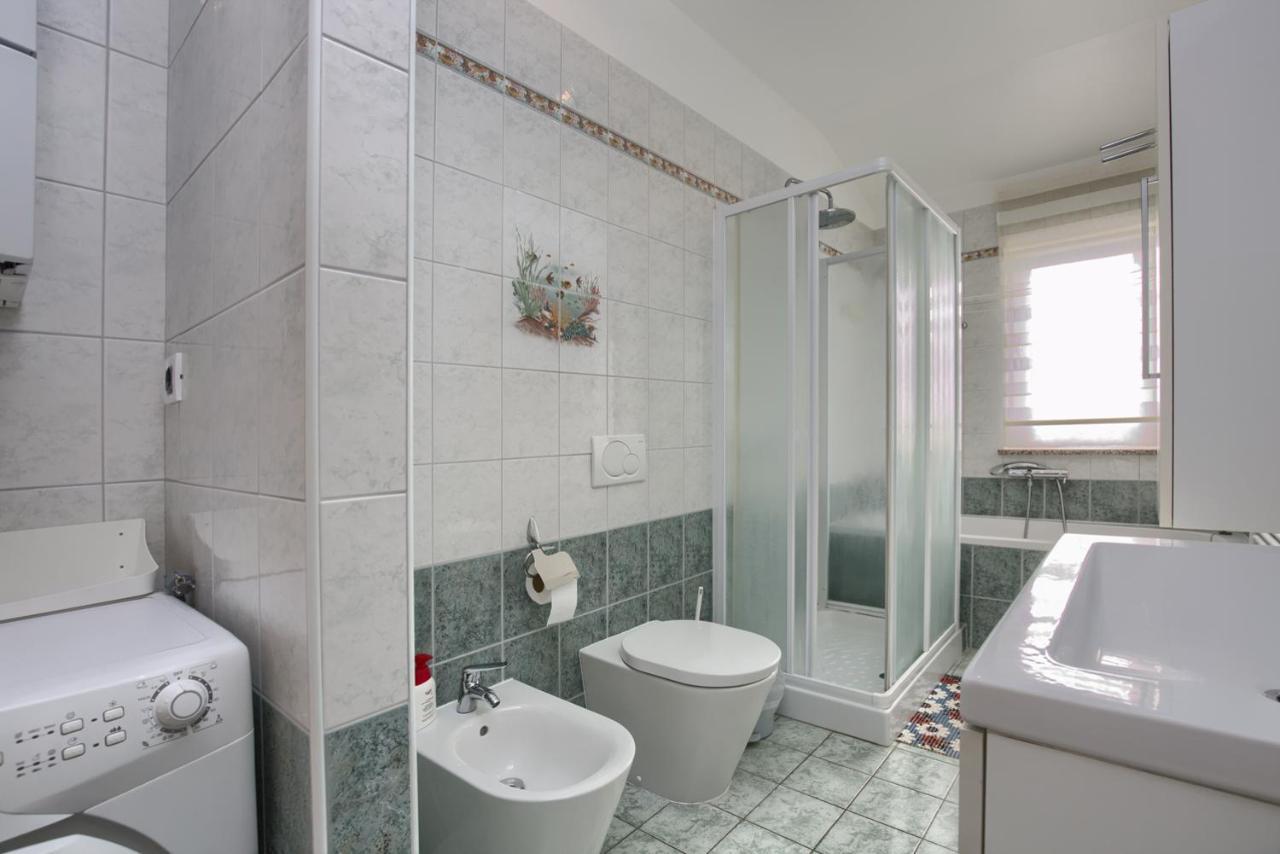 Ferienwohnung Tomisha Pjescana Uvala Exterior foto